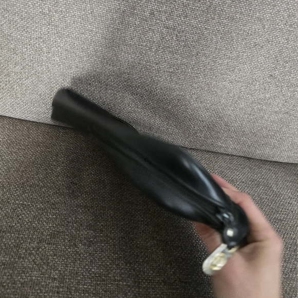 Gucci Black Leather Men's Bag - Picture 10 of 16